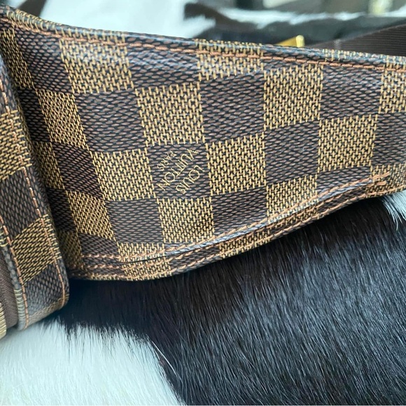 Louis Vuitton Geronimo bumbag - Picture 4 of 14